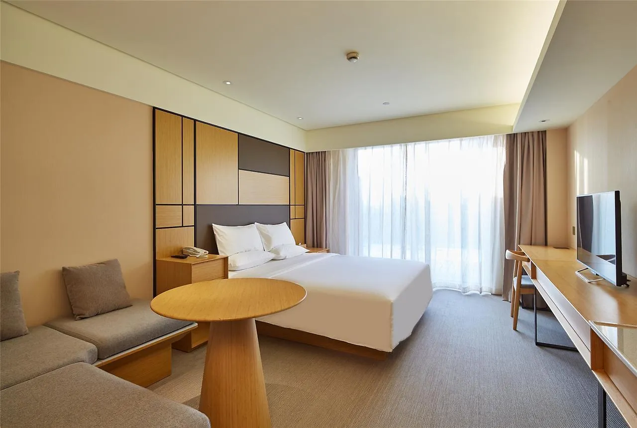 Ji Hotel Shanghai Changfeng Park