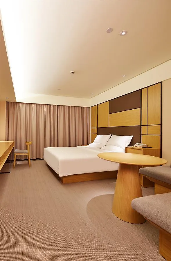 Ji Hotel Shanghai Changfeng Park